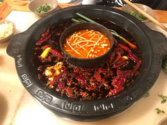 -黄潇洒老火锅(九眼桥宏济巷店)