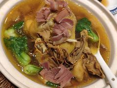 火踵全鸡-宁波状元楼酒店(和义路店)