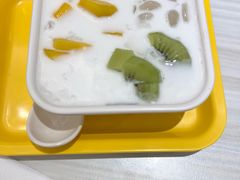 杂果小圆子（椰汁）-满记甜品(日月光二店)