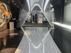 -上海虹桥中心爱琴海亚朵S酒店