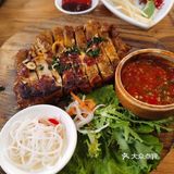 不太好咬，豆腐酱味略重。粉中规中矩，汤比较清淡