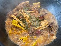 -锅老头海鲜铁锅炖