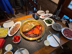-小天鹅火锅·一线江景洪鼎旗舰店(洪崖洞店)
