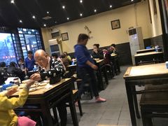 大堂-左邻右舍褡裢火烧(石榴园店)