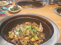 -咱屯子铁锅炖直营店(保利店)