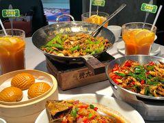 -费大厨辣椒炒肉(黄兴中心广场店)