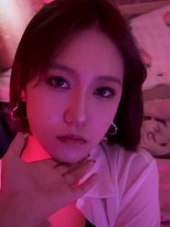 -红馆妆造(中央大街店)