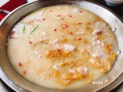 -老来福·非遗酸汤兔(凯旋路店)