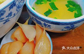 Sweet Pickled Garlic