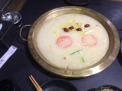 -沸炉重庆老火锅(军事博物馆店)