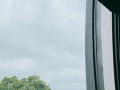 -上海滴水湖皇冠假日酒店