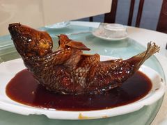 罾蹦鲤鱼-奥华餐厅·老张记(台基厂店)