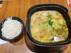 -阿香米线(大唐西市大润发店)
