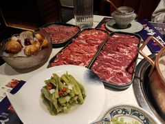 -牛村来人潮汕牛肉火锅(西单店)