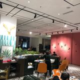 人少，环境超级好，空气也不用说了，负氧离子含量非常高