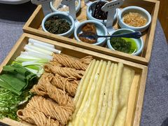 -鹊华居·地道鲁菜·海鲜·融合味(大明湖店)