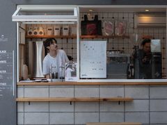 -ABOUT LIFE COFFEE BREWERS