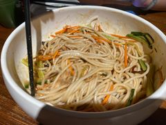 鸡丝凉米线-云海肴·汽锅鸡·云南菜(美罗城店)