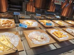 -蒙肥羊·酸汤潮牛·鲜牛肉火锅烤肉自助(岗顶店)