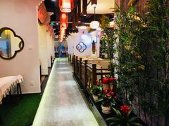 -万重锦·人文川菜馆(骡马市店)