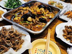 -马路牙子地桌烤肉(工体店)