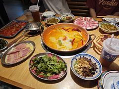 -洱火云南酸菜牛肉火锅(石景山当代商城店)