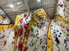 -问山MountQuest攀岩馆