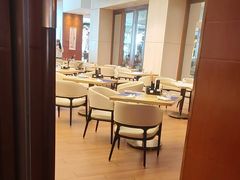 -怡咖啡海鲜自助餐厅(浦东香格里拉店)