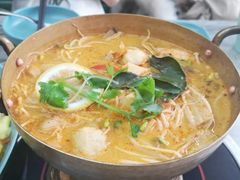 冬阴功海鲜米粉汤-长勺子东南亚(街道口店)