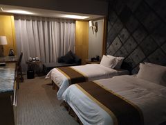 -岳阳阿波罗御庭酒店(岳阳楼区南湖广场店)