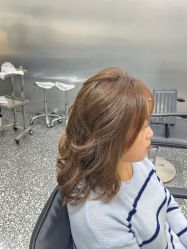 -Tloml salon