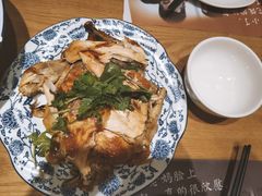 熏三黄鸡-同合居·非遗东北菜(红博会展店)
