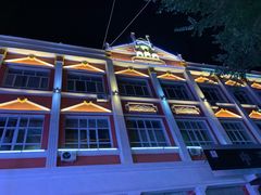 -布尔津河堤夜市
