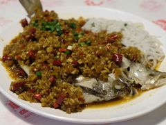 油浸鱼（四代）-堂瓦里·33年传统赣菜(第一街区店)