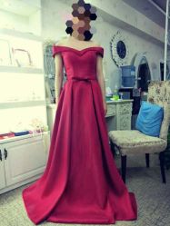 -红馆妆造(中央大街店)