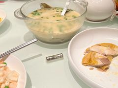 浓汤雪菜黄鱼小馄饨汤-玫瑰厅上海菜(兴国路店)