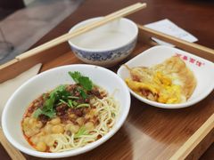 -万县面馆(高笋塘店)