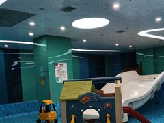 -Swim斯卫姆国际儿童游泳中心(红博中央公园店)