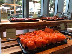 -两咖啡自助餐厅(静安香格里拉酒店)