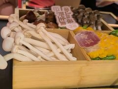 -廖掌柜·重庆鲜货火锅(上海首店)