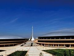 校门-上海海事大学(临港校区)