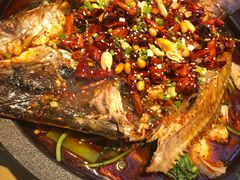 -鸣记脆皮烤鱼·海鲜烤鱼(三八广场店)