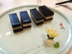 -景月阁空中食府(希尔顿酒店)