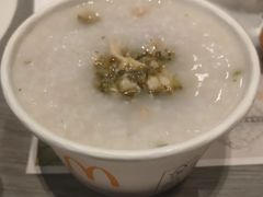 雪菜鸡肉粥拼盘-麦当劳(虹桥南丰城店)