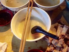 -雷祖芳老妈蹄花店