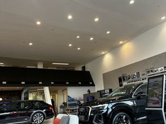 -上海永达奥诚奥迪4S店(申江路店)