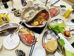 -尚品海鲜肥牛自助火锅(湖明店)