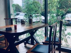 靠窗位-屋门口呷饭(捞刀河店)