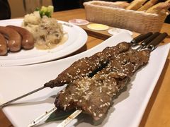 -LENBACH兰巴赫西餐啤酒坊(大连东港店)