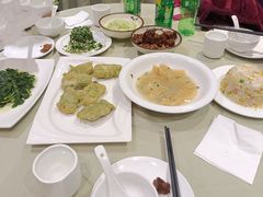 清炒豌豆苗-沈大成(南京东路店)